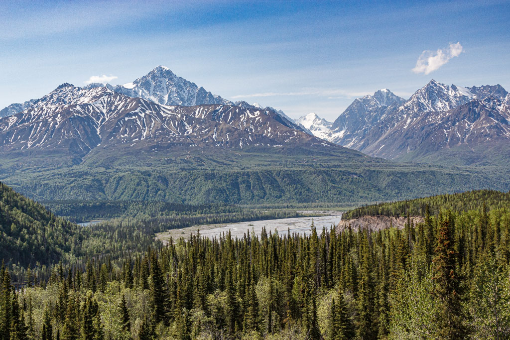 Along the Glenn Highway [T3i_0245]