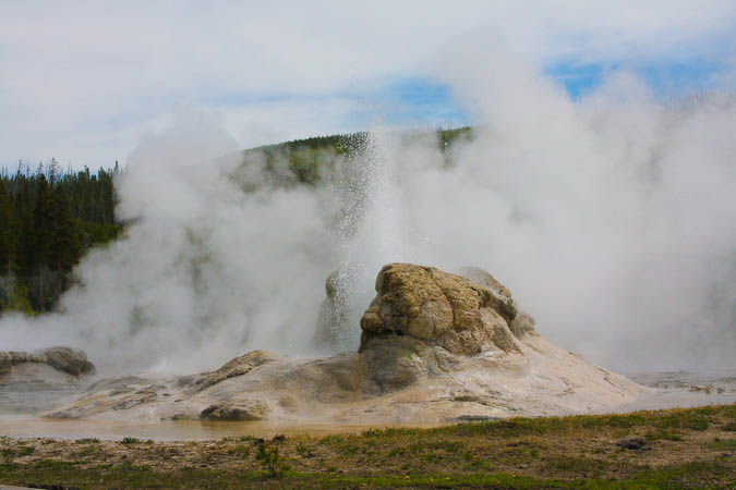 Grotto Geyser [40D_1349.jpg]